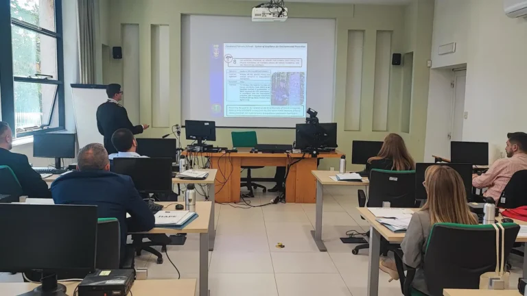 COEEP_Kosovo-foto-in-aula-didattica002